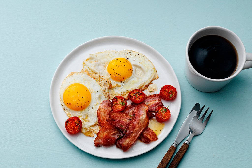 Desayuno Keto - Huevos con Bacon